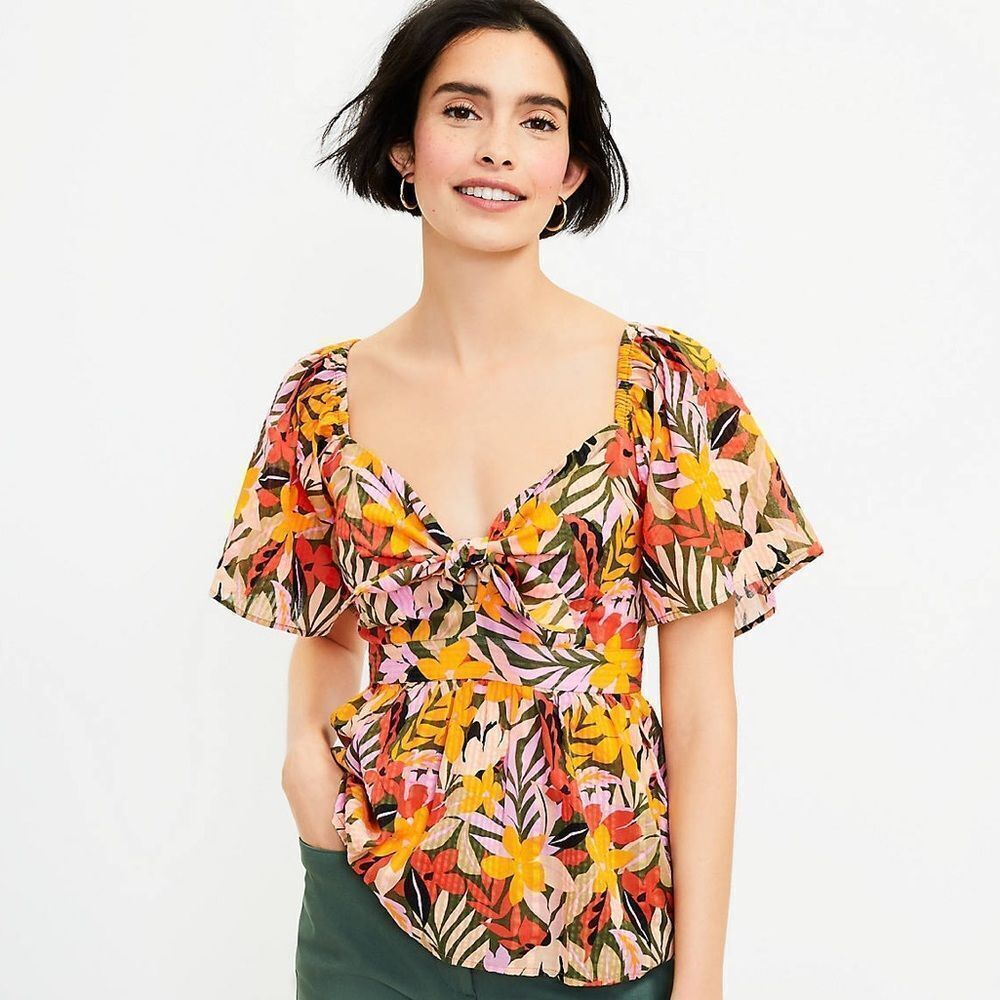 LOFT Tropical Flutter Tie Neck Top. Size Medium